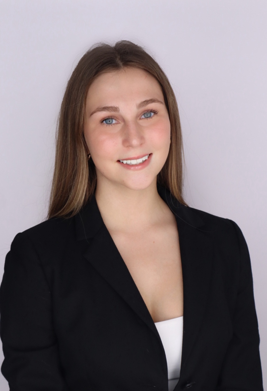 Sydney Bebenroth Headshot